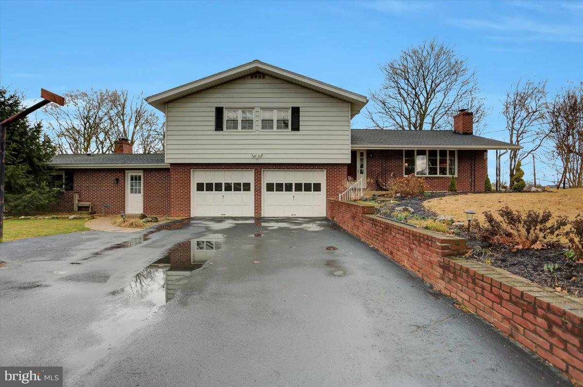 4595 Wayne Road Chambersburg, PA 17202 - Photo 1 of 53 Gallery Image 1