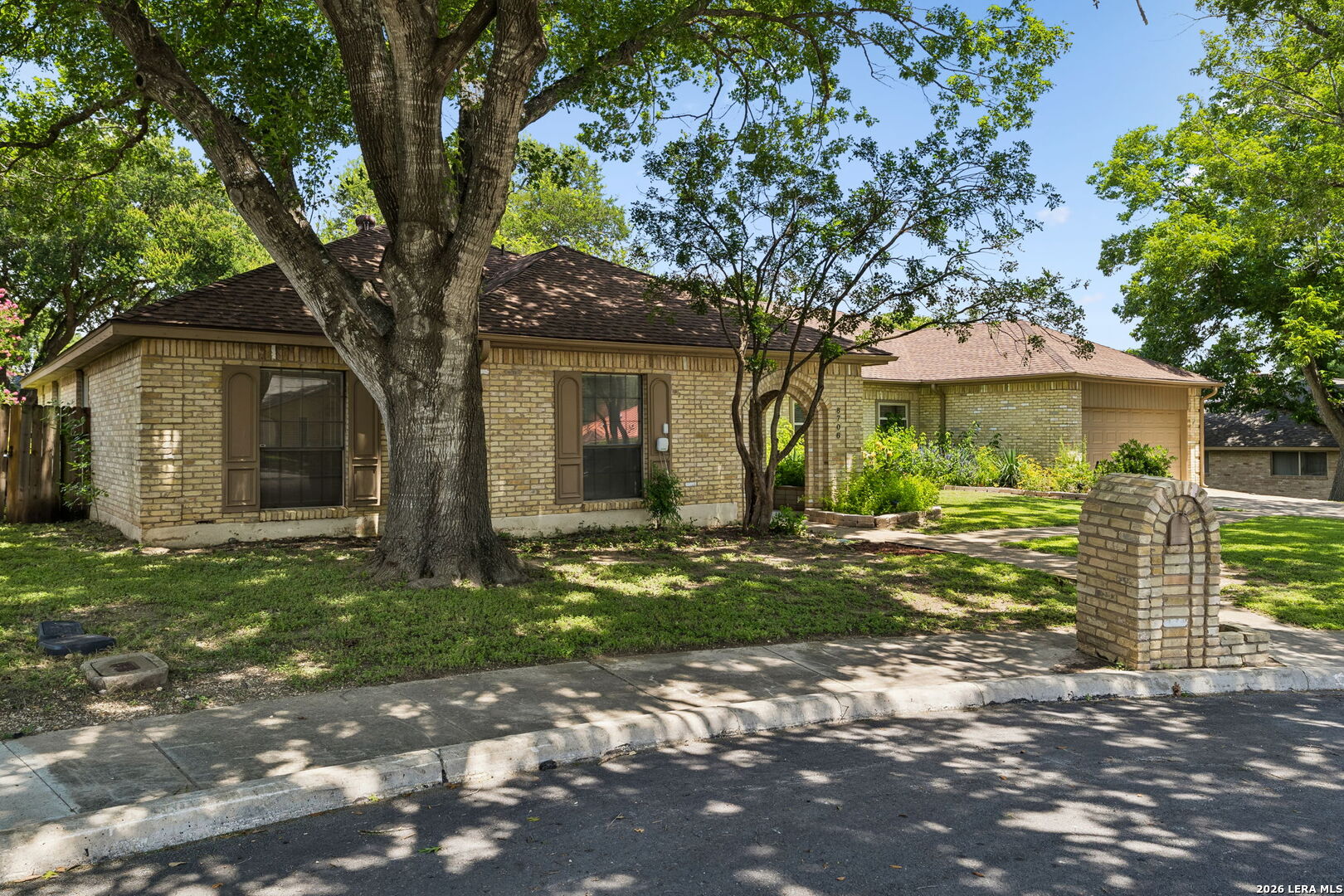 8706 Golden View Windcrest, TX 78239 - Photo 3 of 43
