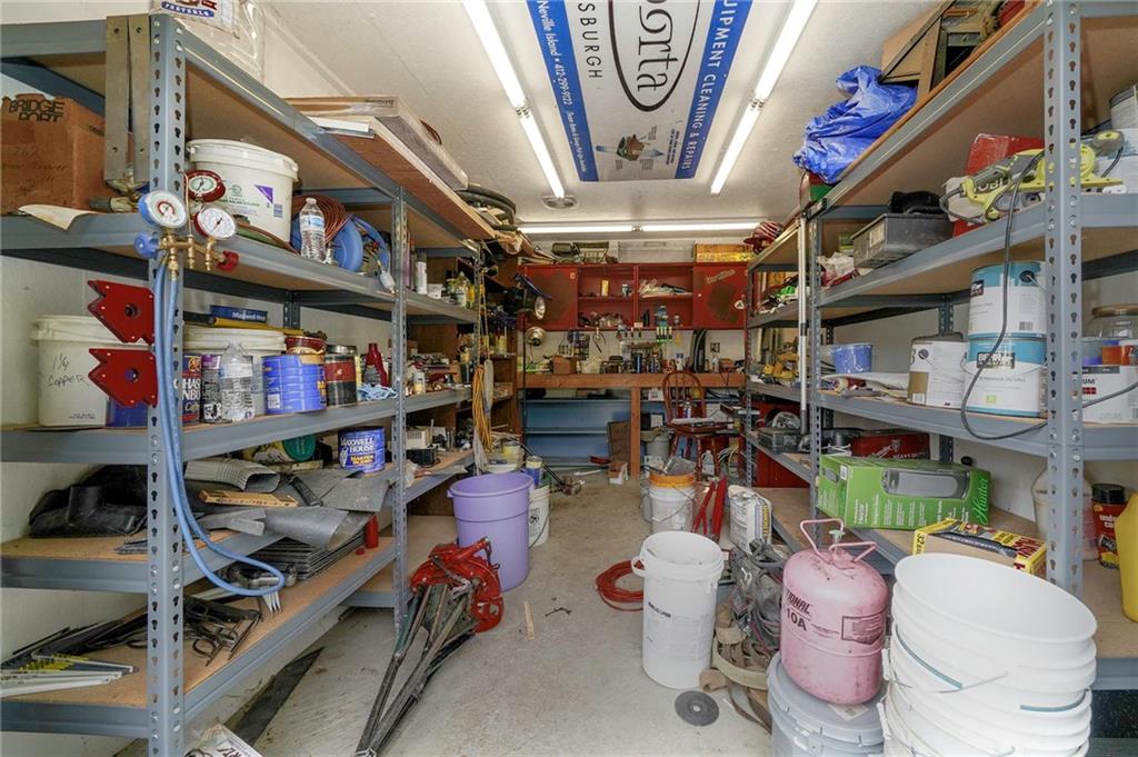 174 Gass Road Pittsburgh, PA 15229 - Photo 23 of 24 Gallery Image 23