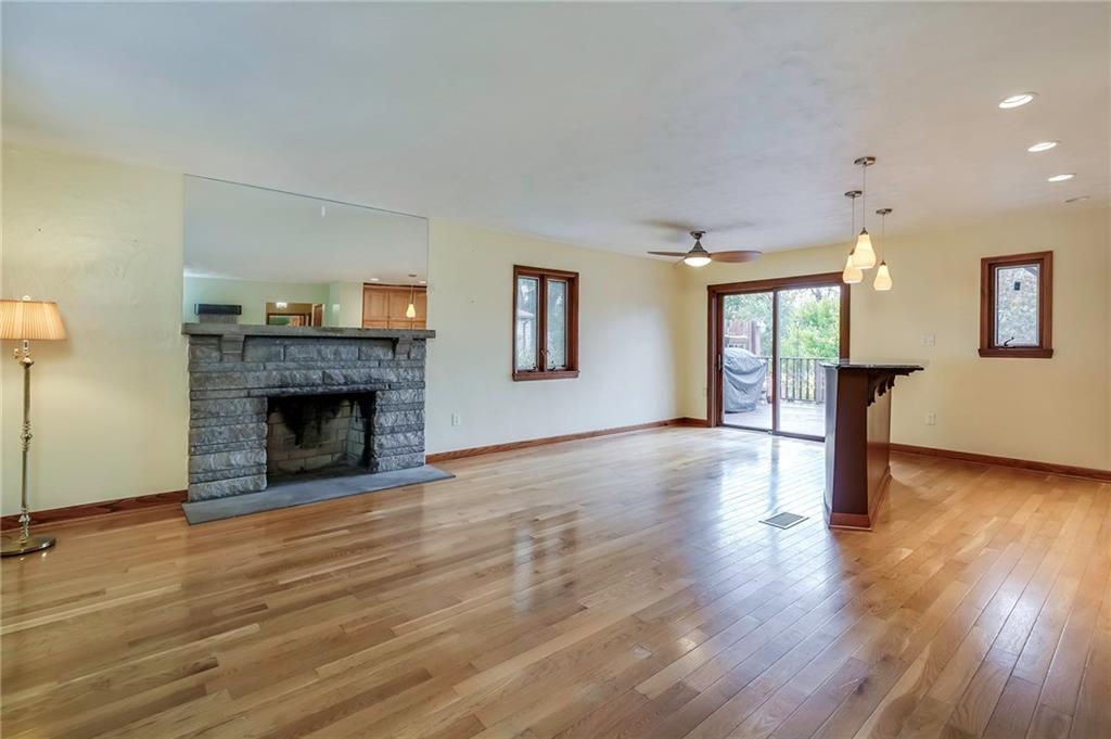 174 Gass Road Pittsburgh, PA 15229 - Photo 4 of 24 Gallery Image 4