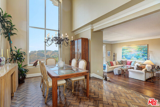 12329 Ridge Circle, Unit 20 Los Angeles, CA 90049 - Photo 17 of 39