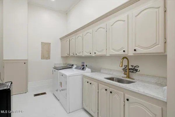 $299,900 | 552 East 1st Street, Forest, MS 39074