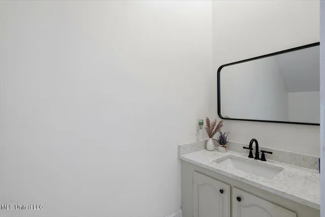 $299,900 | 552 East 1st Street, Forest, MS 39074