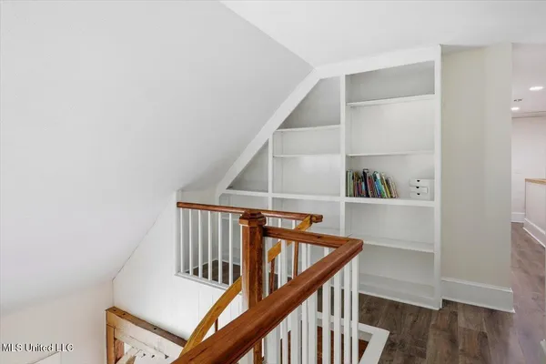 $299,900 | 552 East 1st Street, Forest, MS 39074