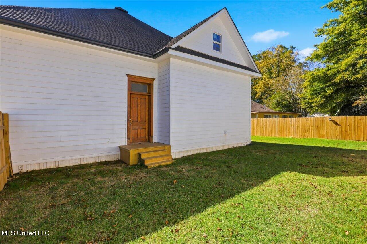 552 East 1st Street Forest, MS 39074 - Photo 38 of 40 38-552 E 1st St _ Home Tours MS