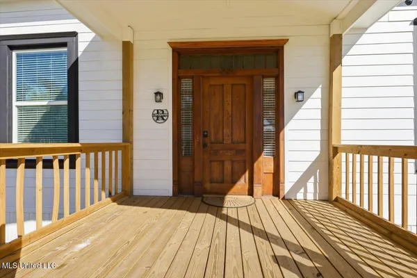 $299,900 | 552 East 1st Street, Forest, MS 39074