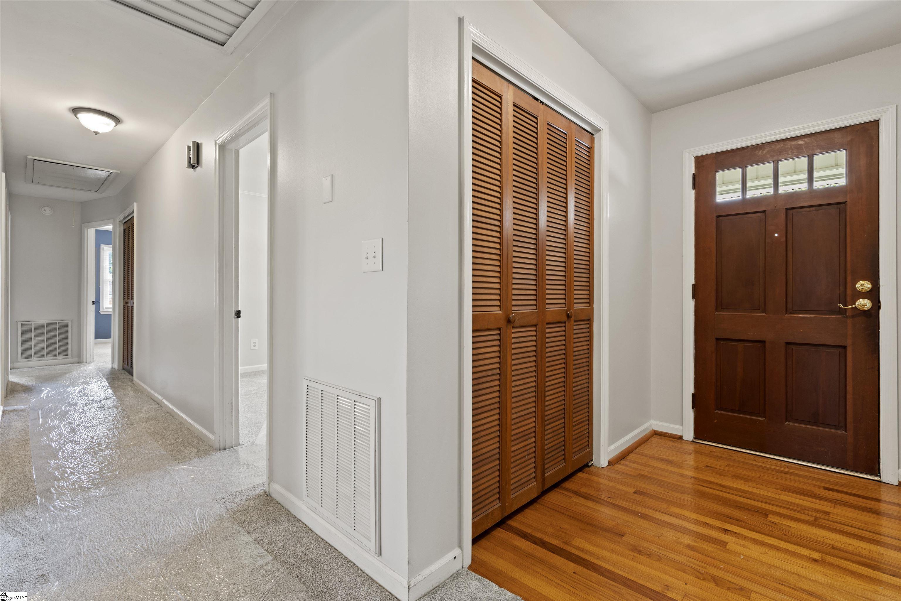 112 Waddell Road Greenville, SC 29609 - Photo 20 of 33 Gallery Image 20