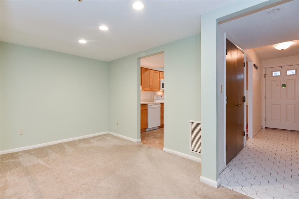 75 Erin Road, Unit 75 Stoughton, MA 02072 - Photo 13 of 42 Gallery Image 13