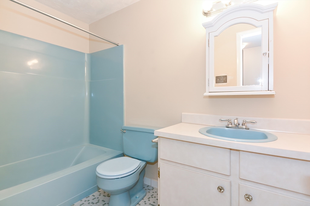 75 Erin Road, Unit 75 Stoughton, MA 02072 - Photo 31 of 42 Gallery Image 31
