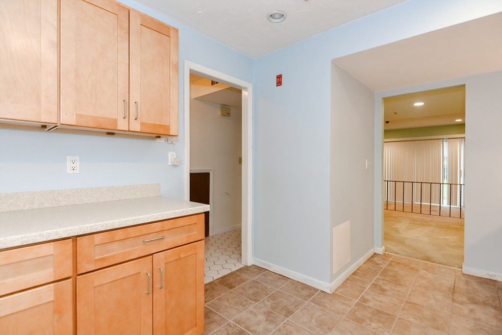 75 Erin Road, Unit 75 Stoughton, MA 02072 - Photo 8 of 42 Gallery Image 8