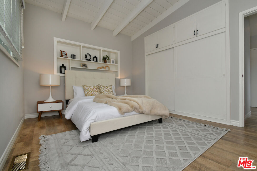 7014 Ramsgate Avenue Los Angeles, CA 90045 - Photo 31 of 41