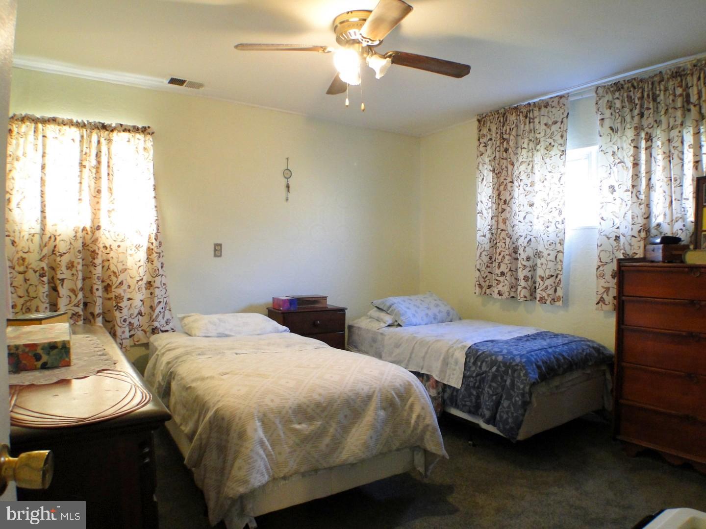 9232 Academy Road Philadelphia, PA 19114 - Photo 13 of 17 Gallery Image 13