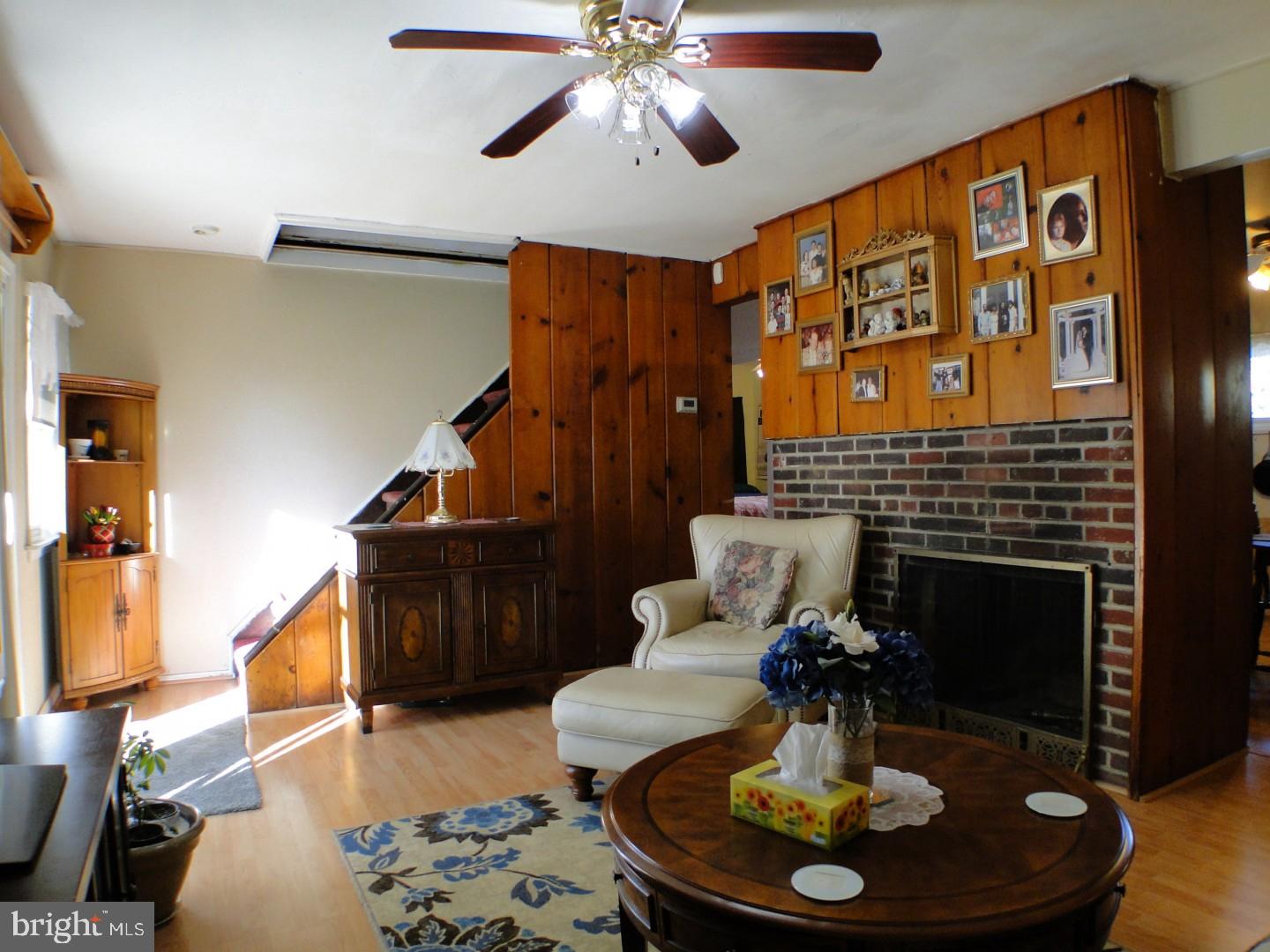 9232 Academy Road Philadelphia, PA 19114 - Photo 4 of 17 Gallery Image 4