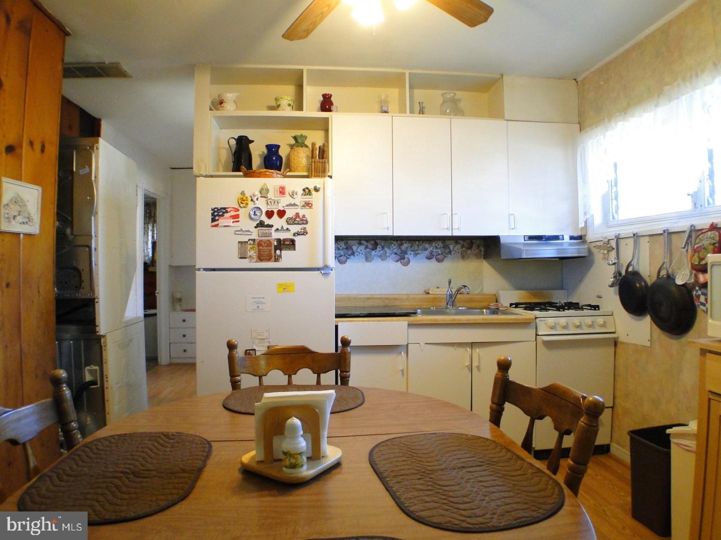 9232 Academy Road Philadelphia, PA 19114 - Photo 6 of 17 Gallery Image 6