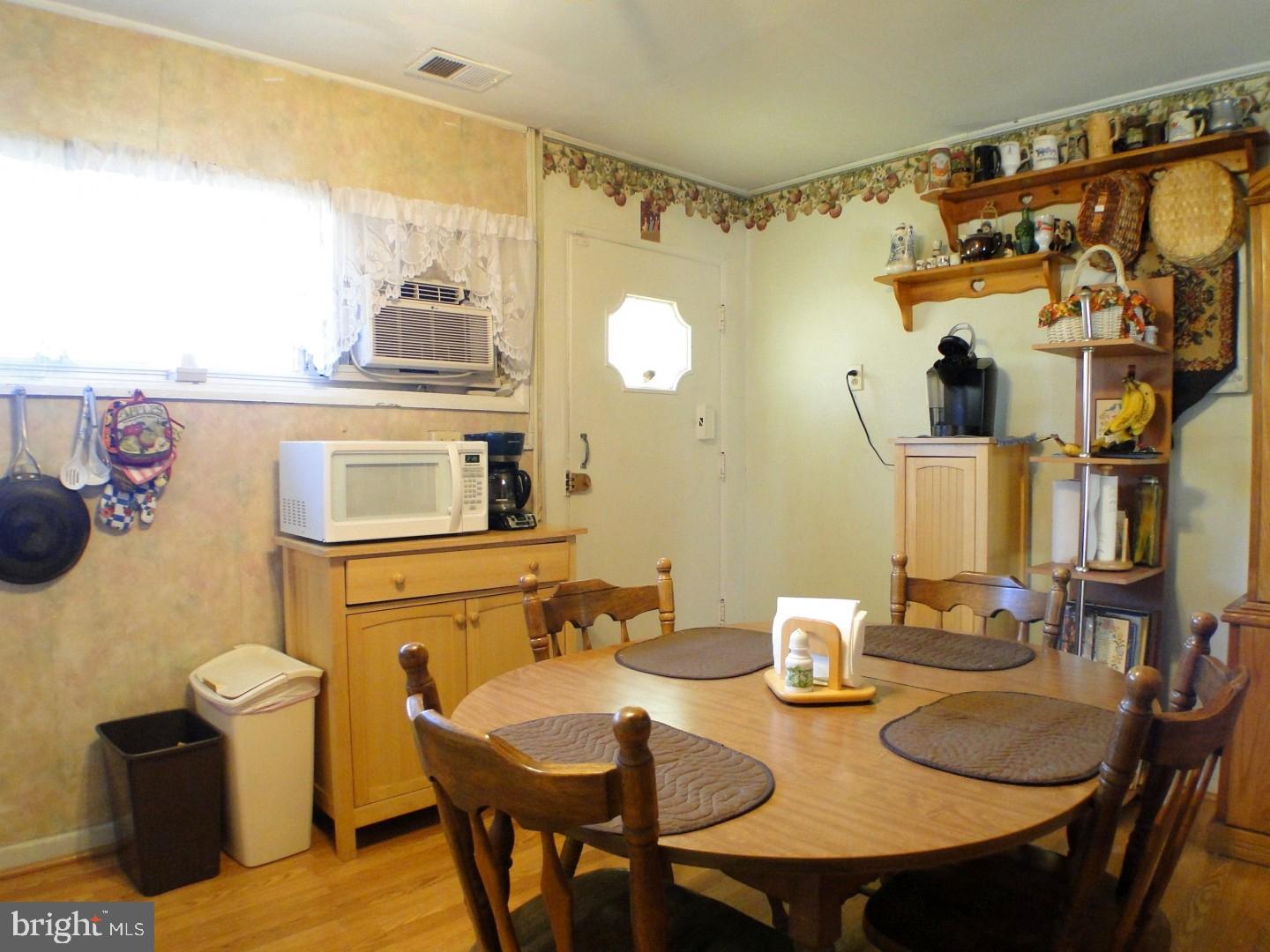 9232 Academy Road Philadelphia, PA 19114 - Photo 9 of 17 Gallery Image 9