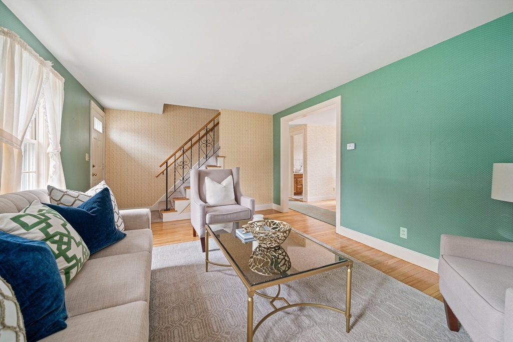 10 Robin Road Westwood, MA 02090 - Photo 14 of 37 a living room with furniture and a window