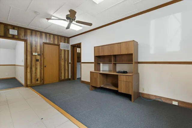 $2,600 | 69 East Grand Avenue, Lake Villa, IL 60046