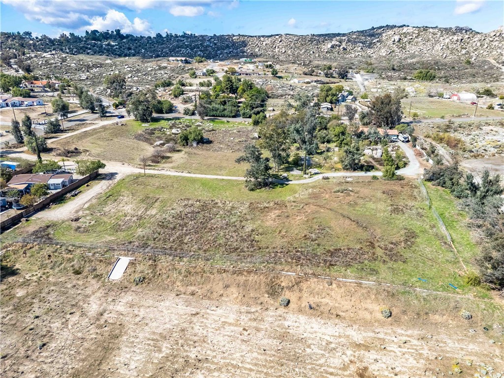 24001-24002 Nuevo Road Perris, CA 92570 - Photo 5 of 7 3.08 acres land for sale in Riverside County with Mixed-Use Zoning, bordering Perris