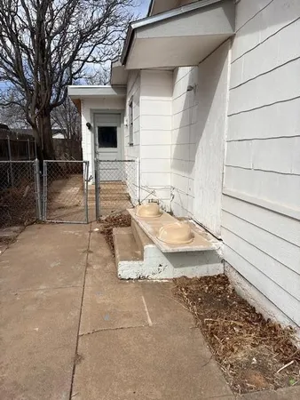 a view of outdoor space