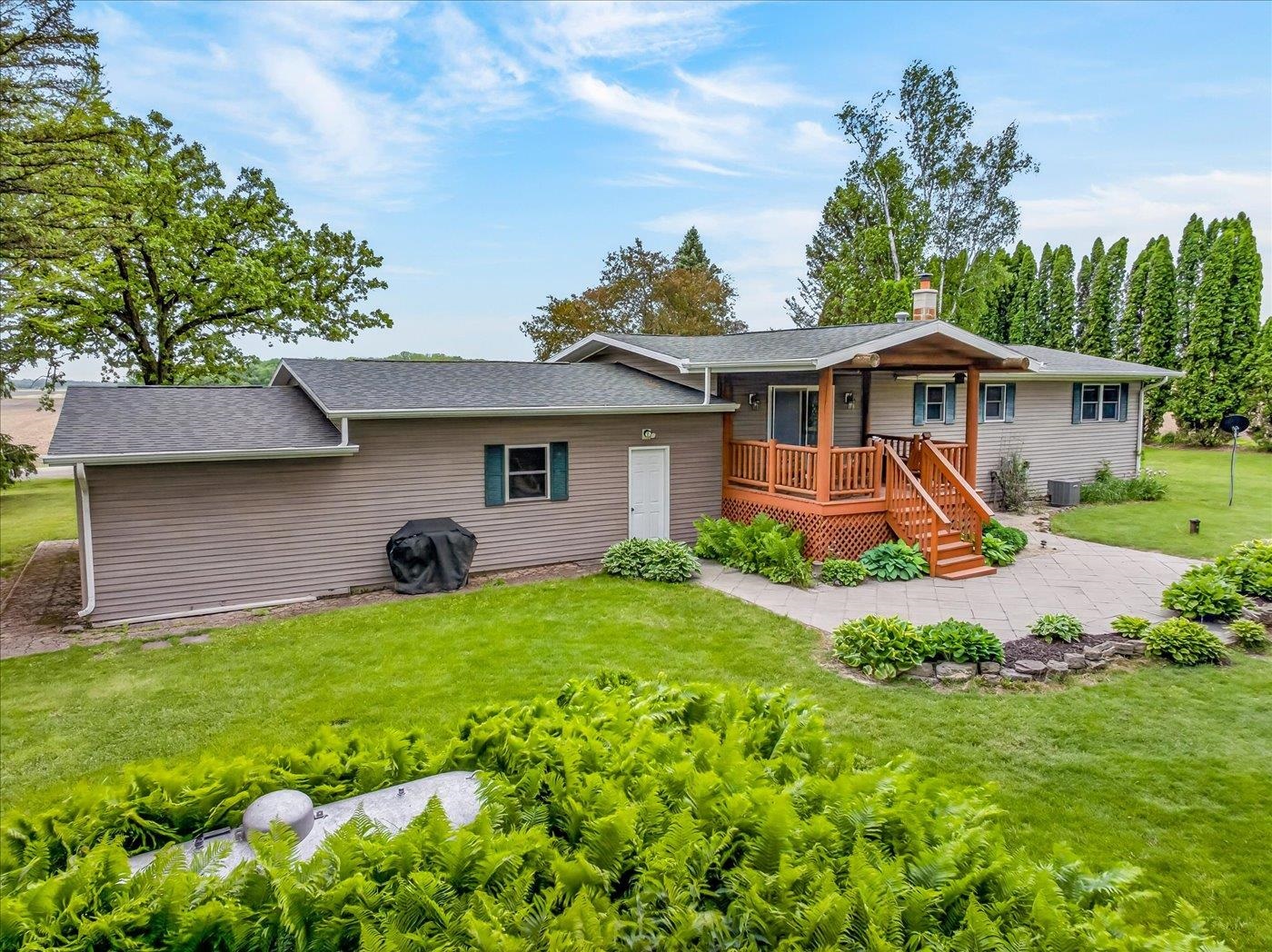 4338 South Schuman Road Orfordville, WI 53576 - Photo 6 of 63