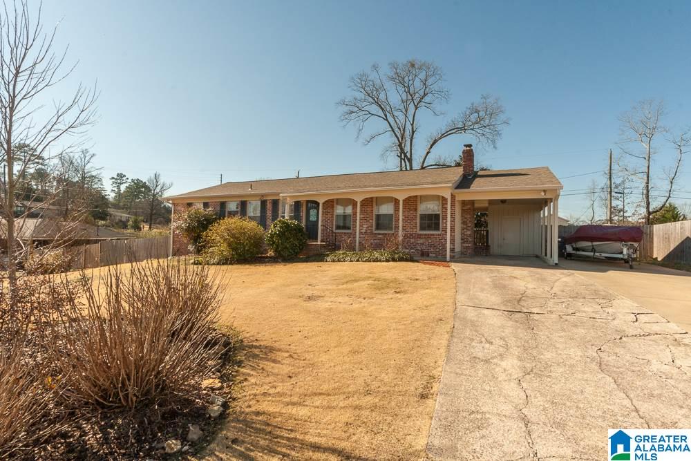 3041 Dolly Ridge Drive Birmingham, AL 35243 - Photo 4 of 34