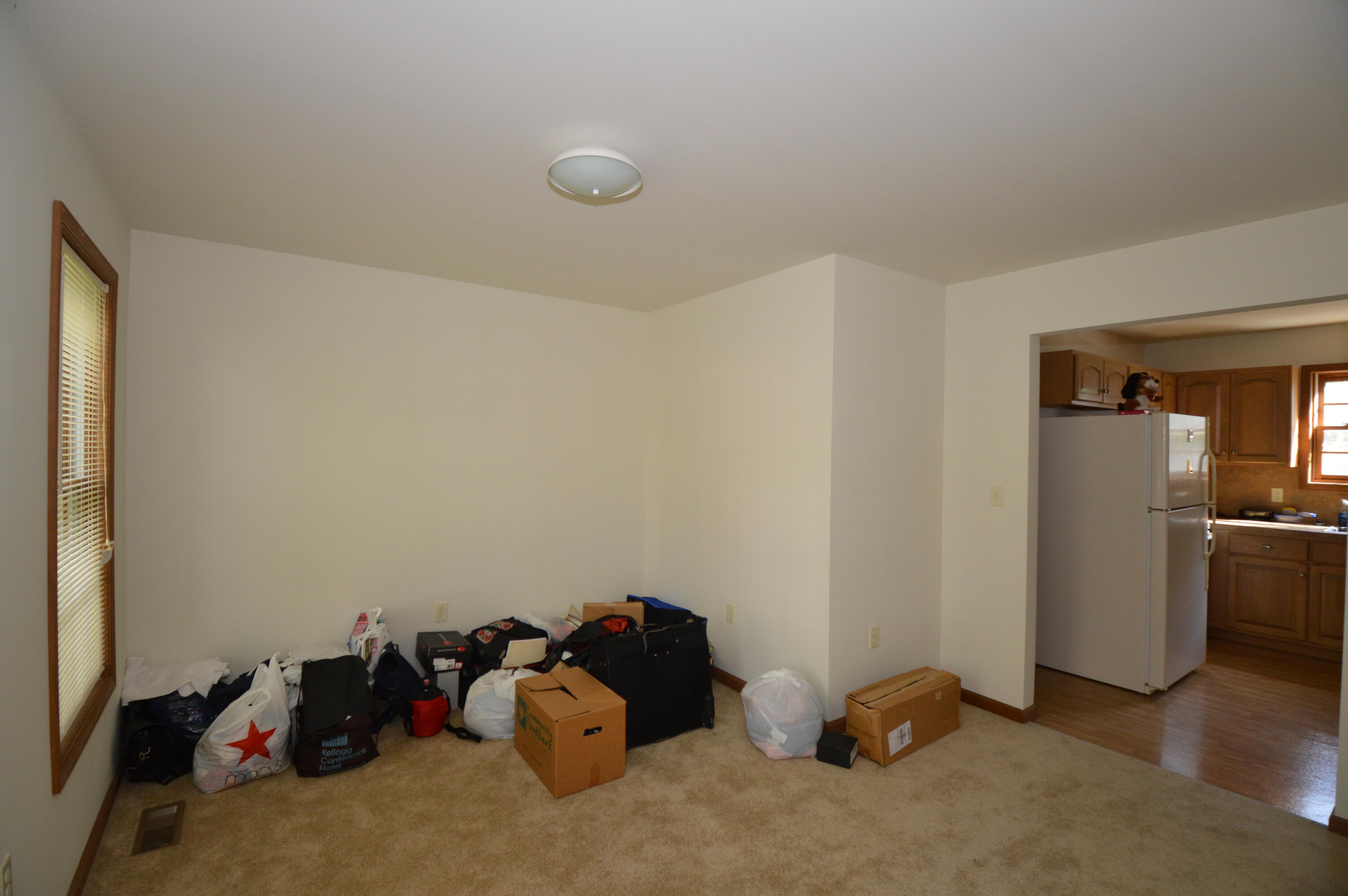 141 Fergus Way Tobyhanna, PA 18466 - Photo 17 of 34 Dining to kitchen