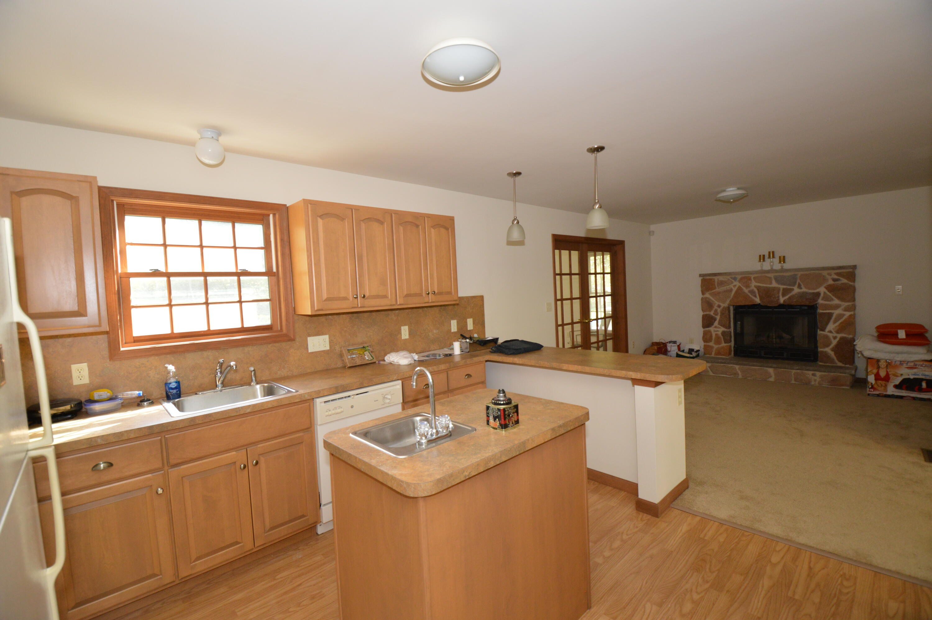 141 Fergus Way Tobyhanna, PA 18466 - Photo 19 of 34 Kitchen to family room