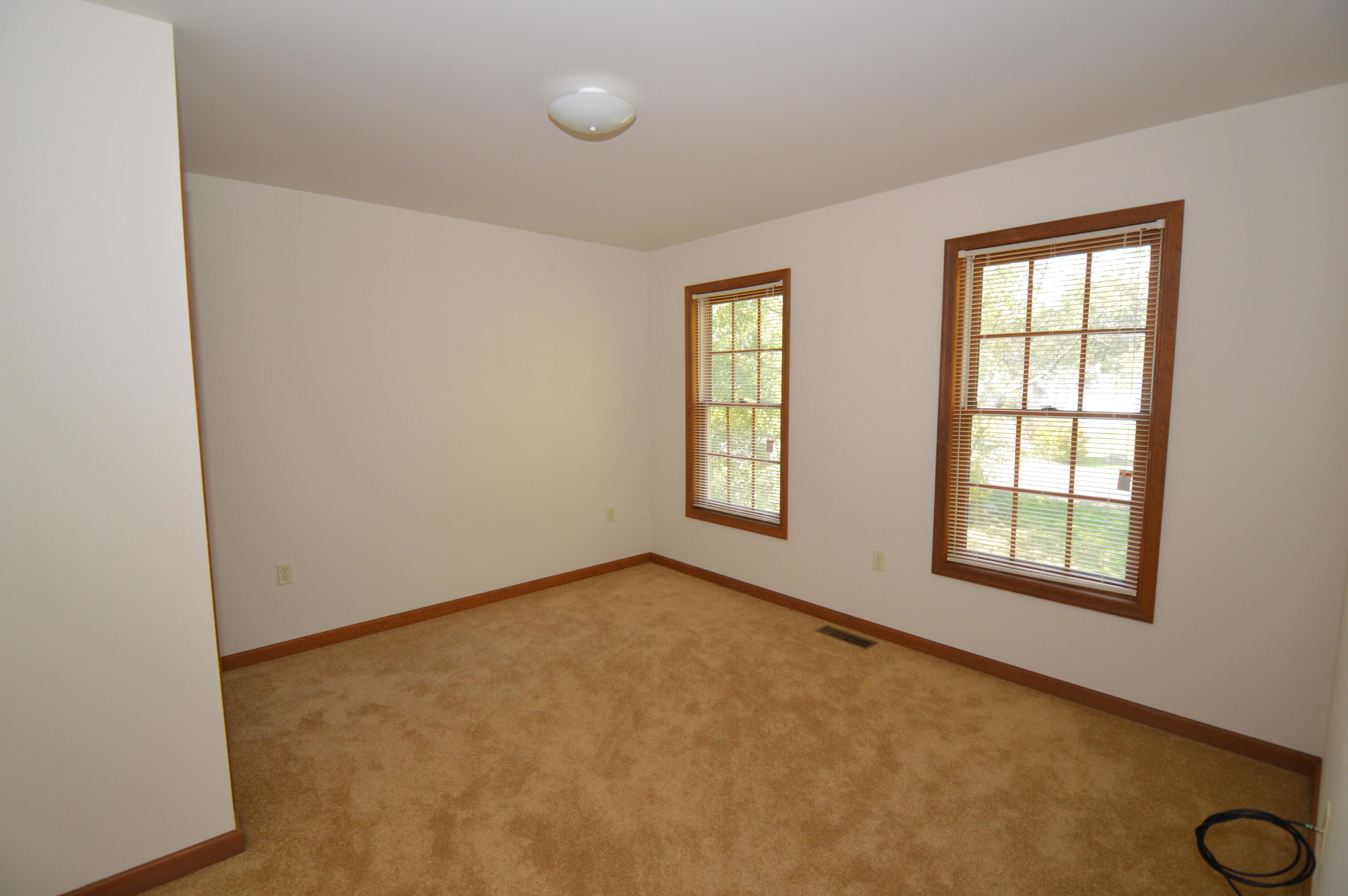 141 Fergus Way Tobyhanna, PA 18466 - Photo 22 of 34 Bedroom #2