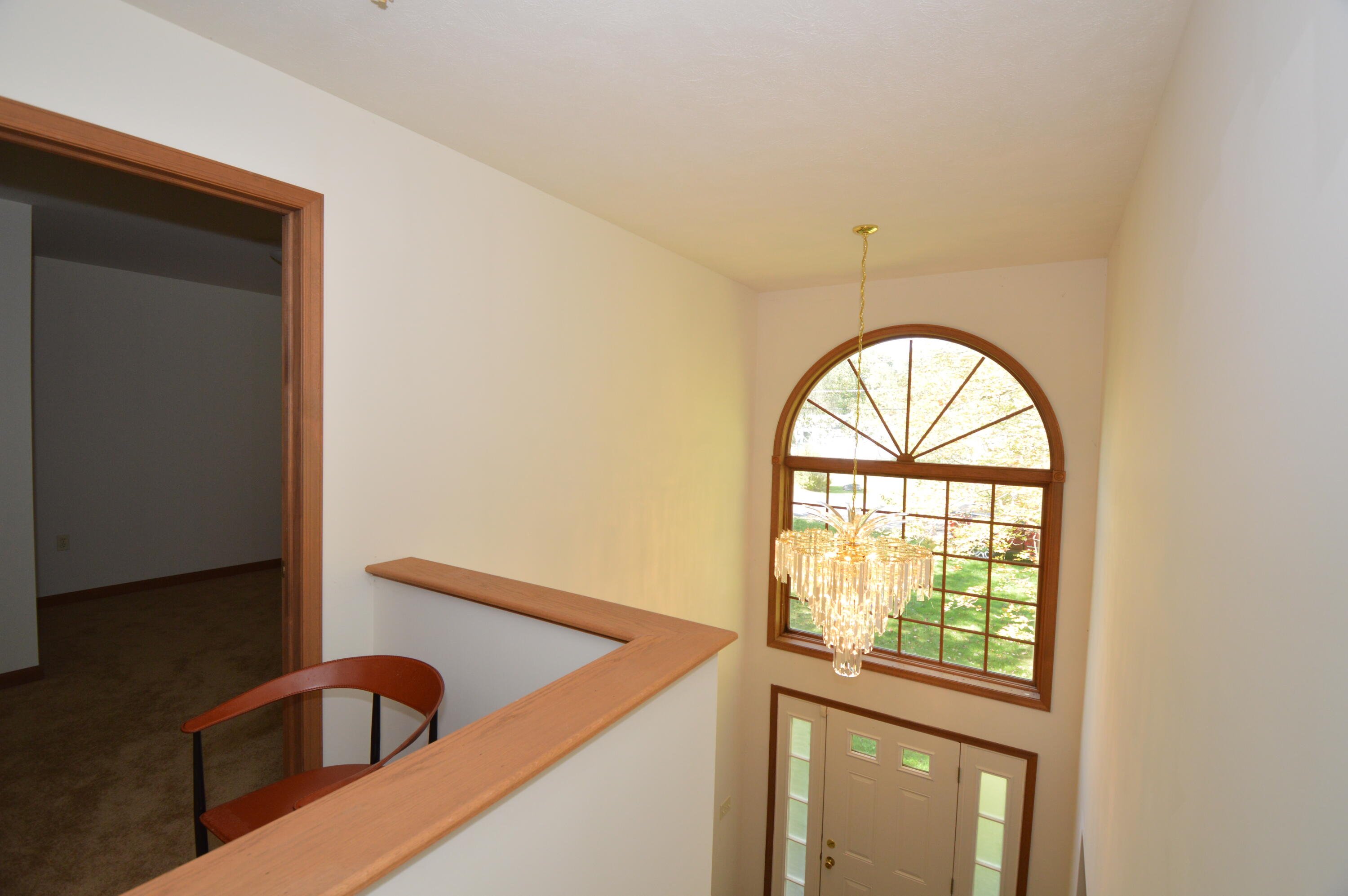 141 Fergus Way Tobyhanna, PA 18466 - Photo 33 of 34 Foyer