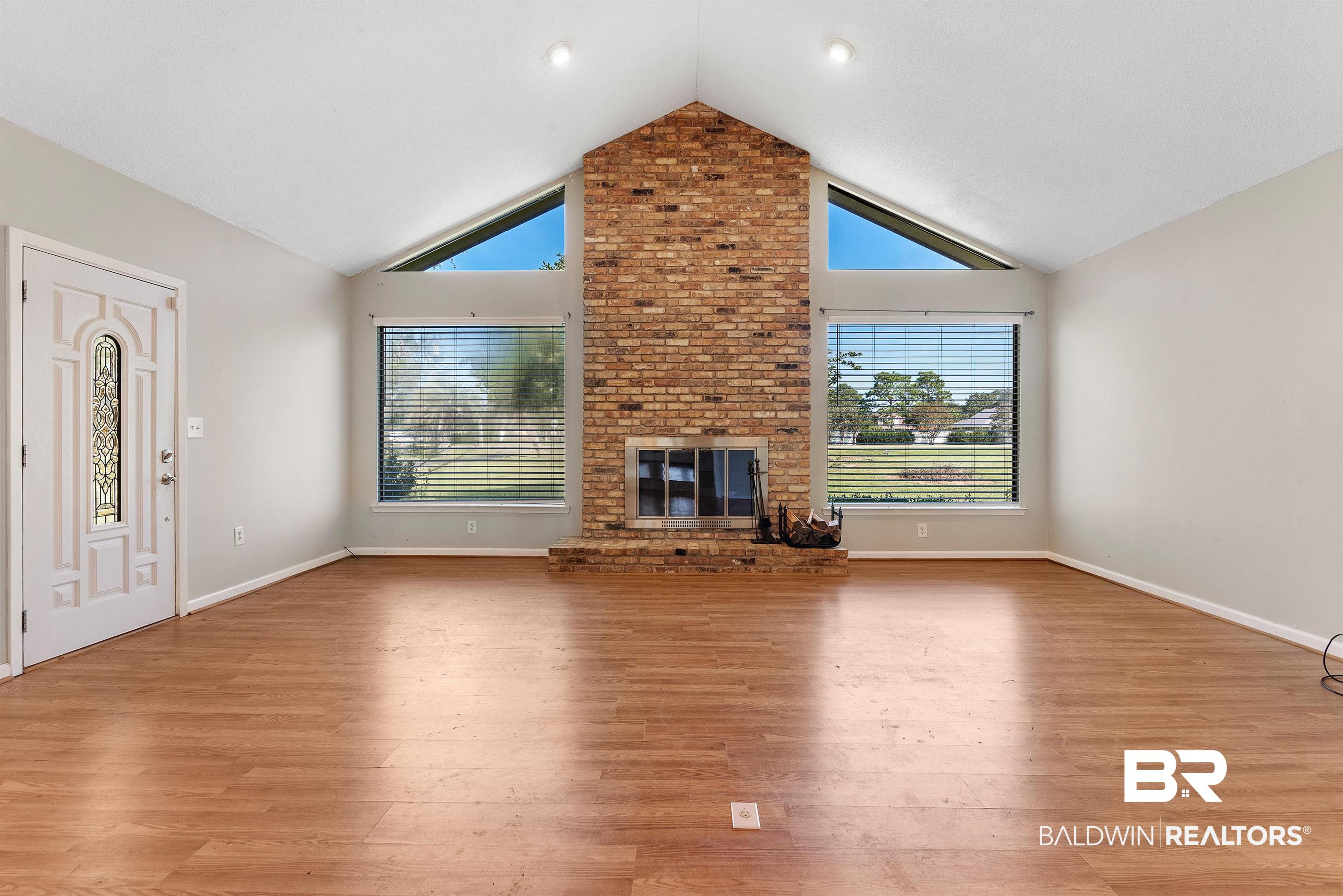 16162 Highway 98 Foley, AL 36535 - Photo 2 of 43 Family room