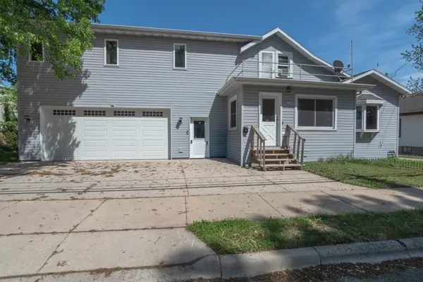 $200,000 | 124 South Custer Street, Brillion, WI 54110