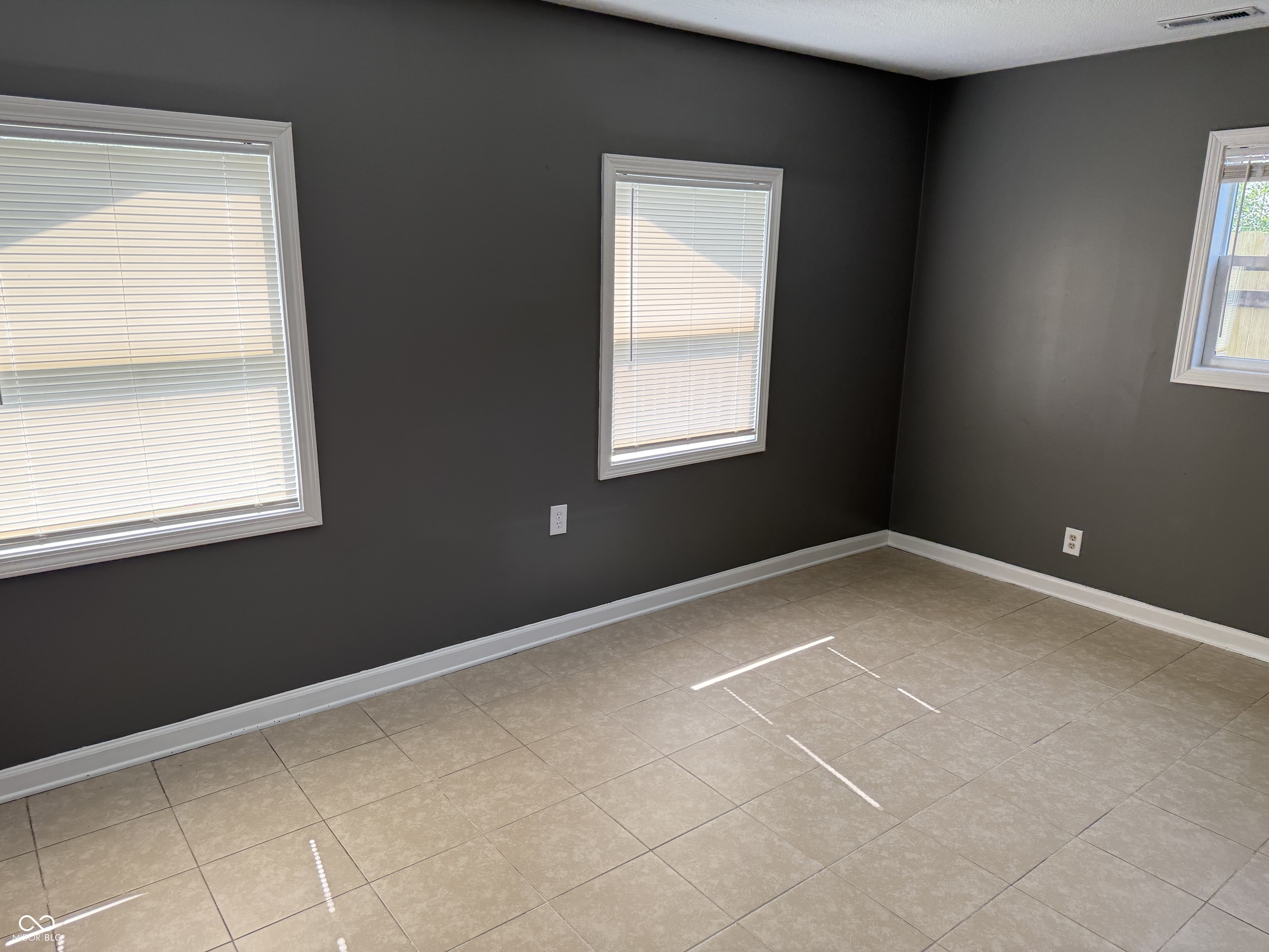 3834 Mitthoeffer Road Indianapolis, IN 46235 - Photo 16 of 64 Gallery Image 16