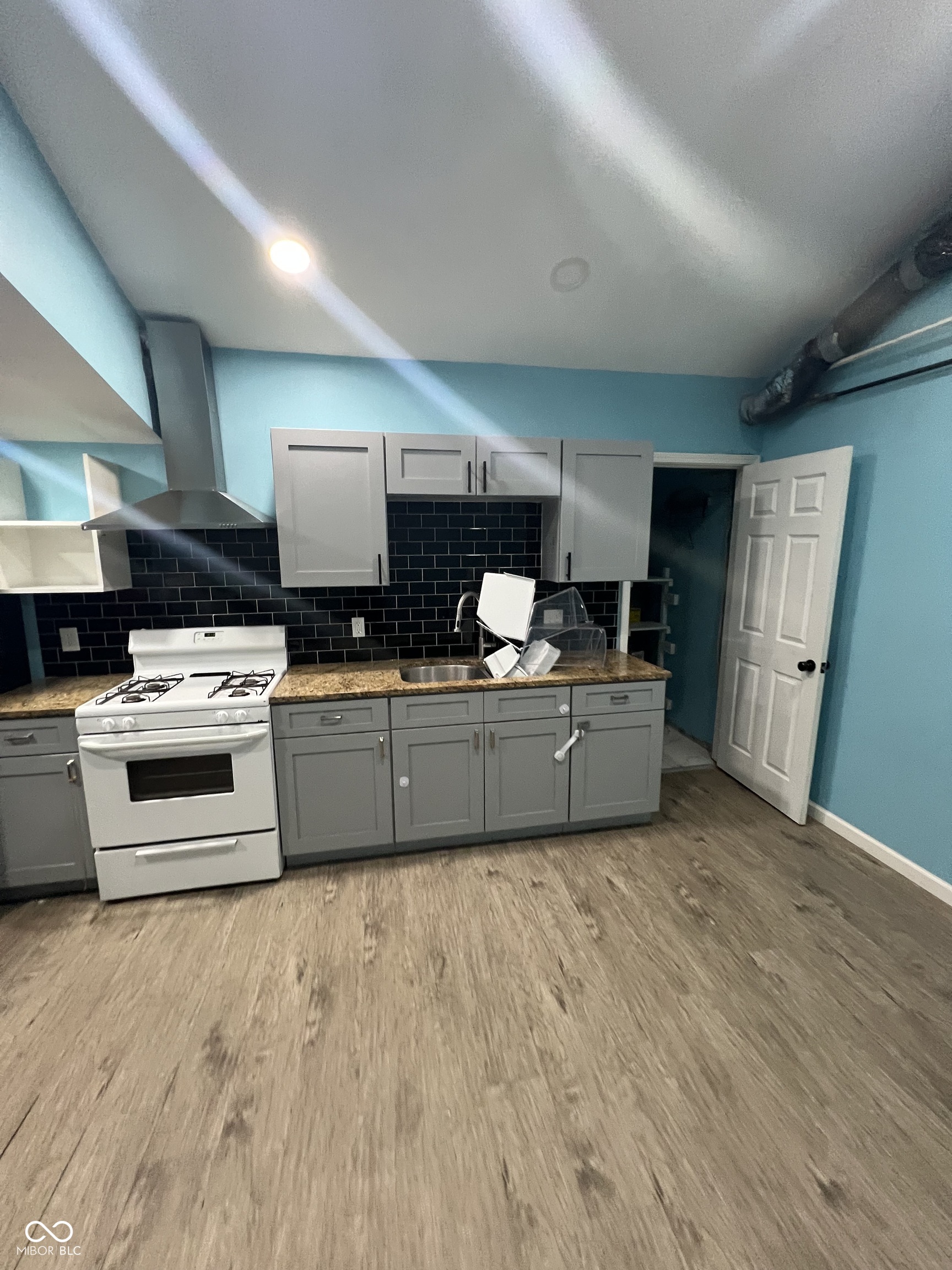 3834 Mitthoeffer Road Indianapolis, IN 46235 - Photo 6 of 64 Gallery Image 6