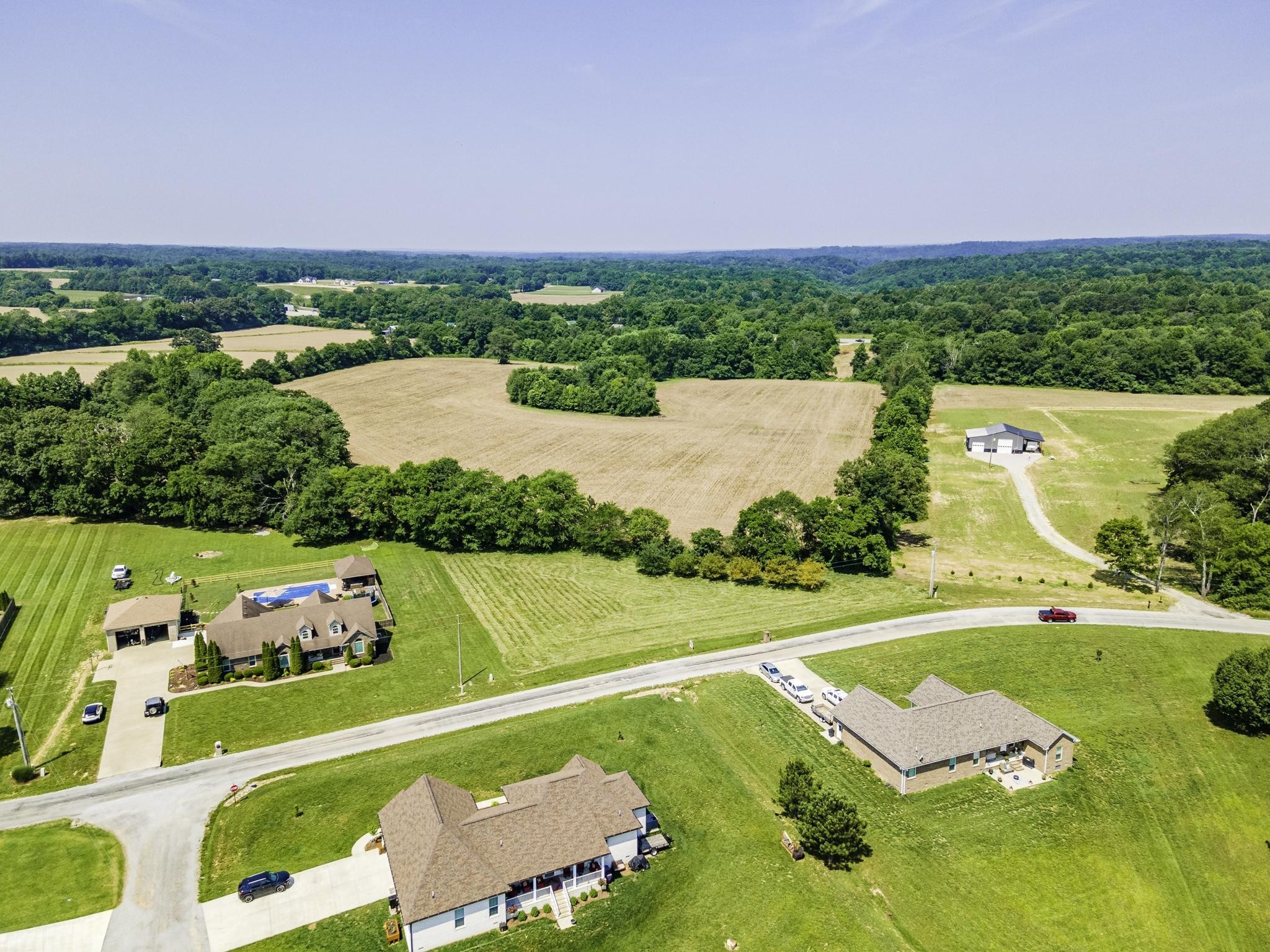 0 Planters Circle Leoma, TN 38468 - Photo 9 of 14 a view of a city and an ocean