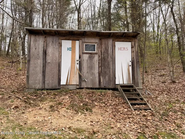 $495,000 | 1742 Highway 82, Ancram, NY 12502