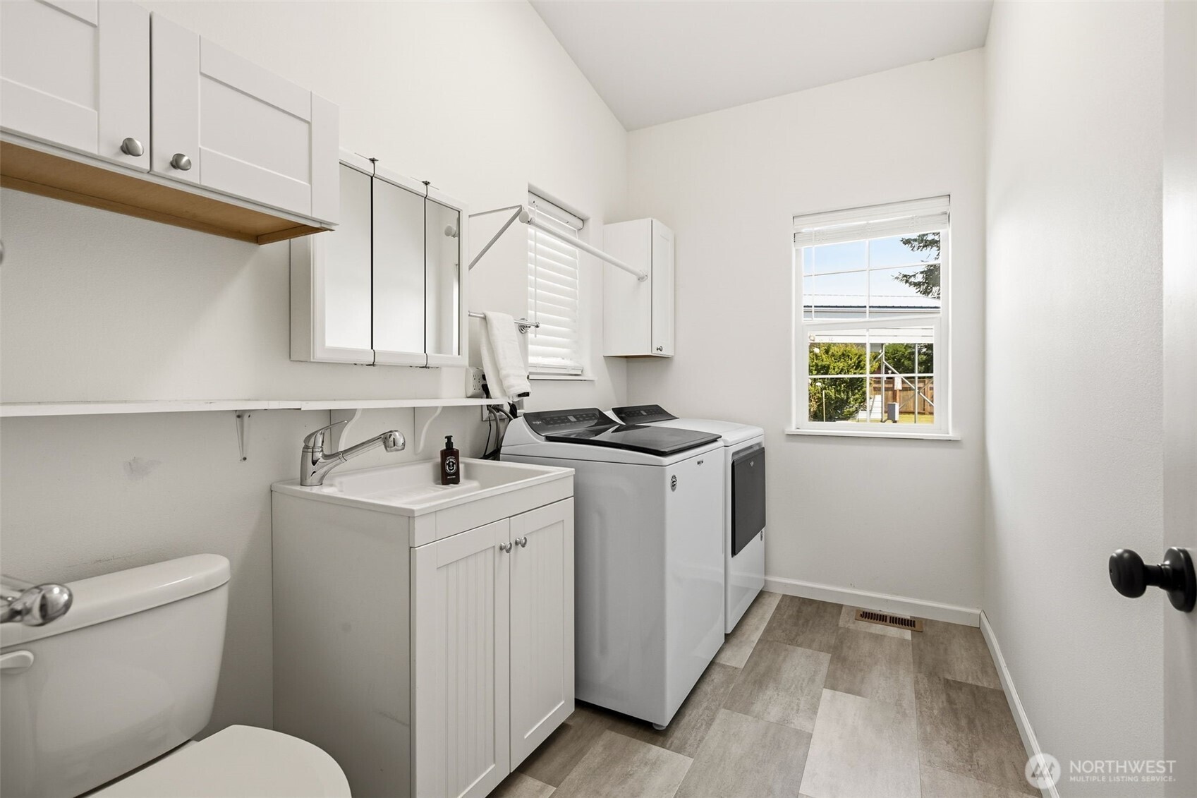 10305 187th Avenue Southwest Rochester, WA 98579 - Photo 18 of 36