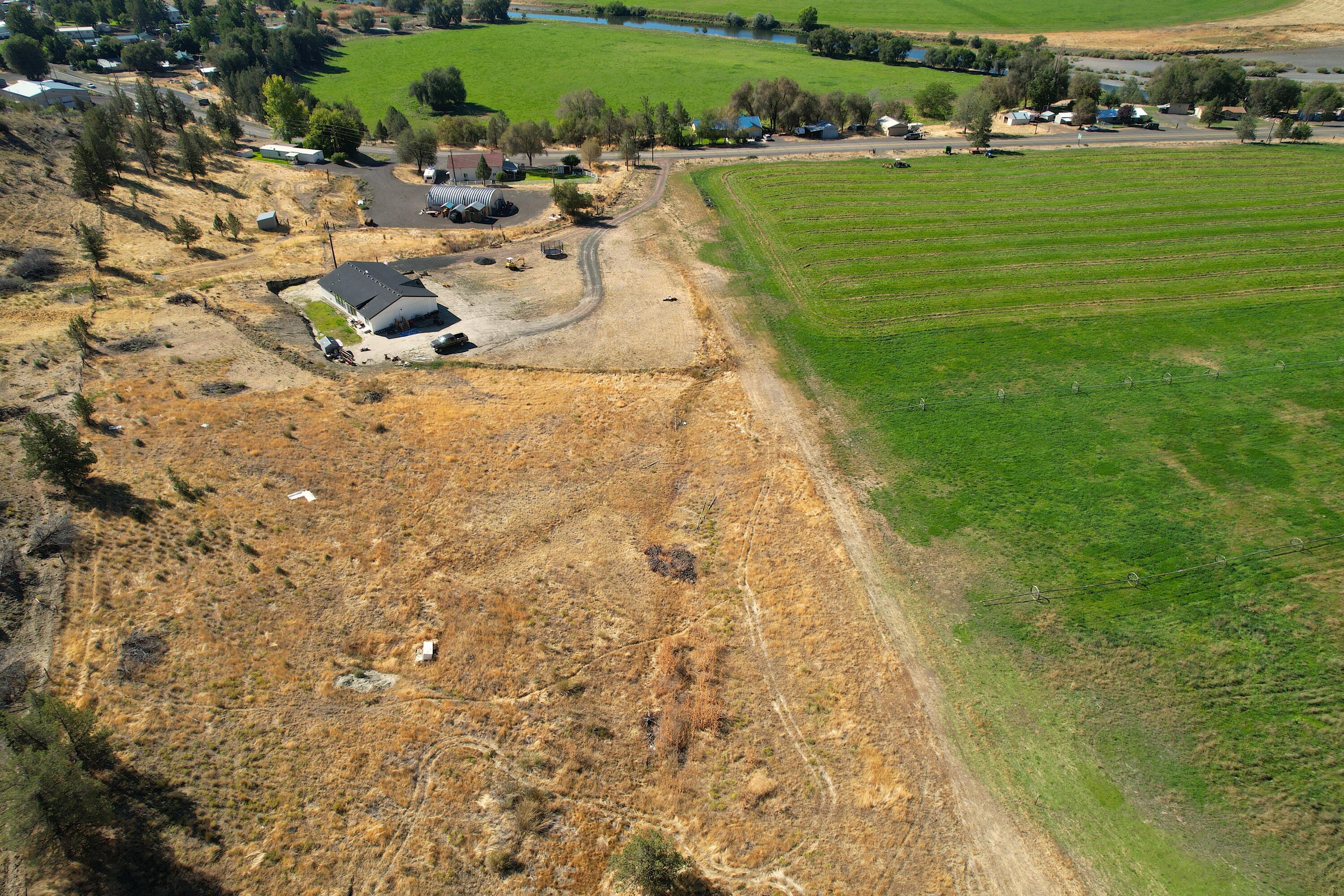 Willow Street Spray, OR 97874 - Photo 10 of 15 dji_fly_20250916_110018_603_175804575215