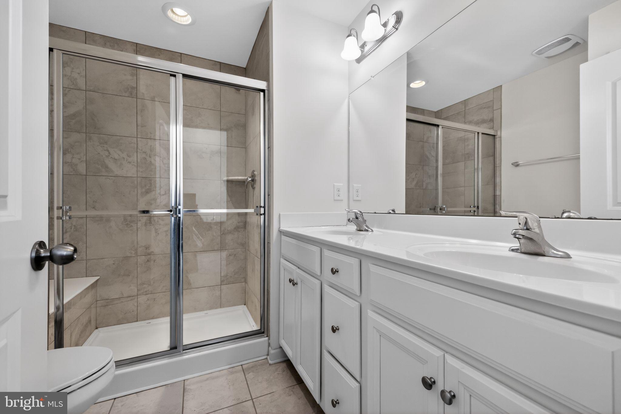 8 Iron Gate Road Sicklerville, NJ 08081 - Photo 20 of 30