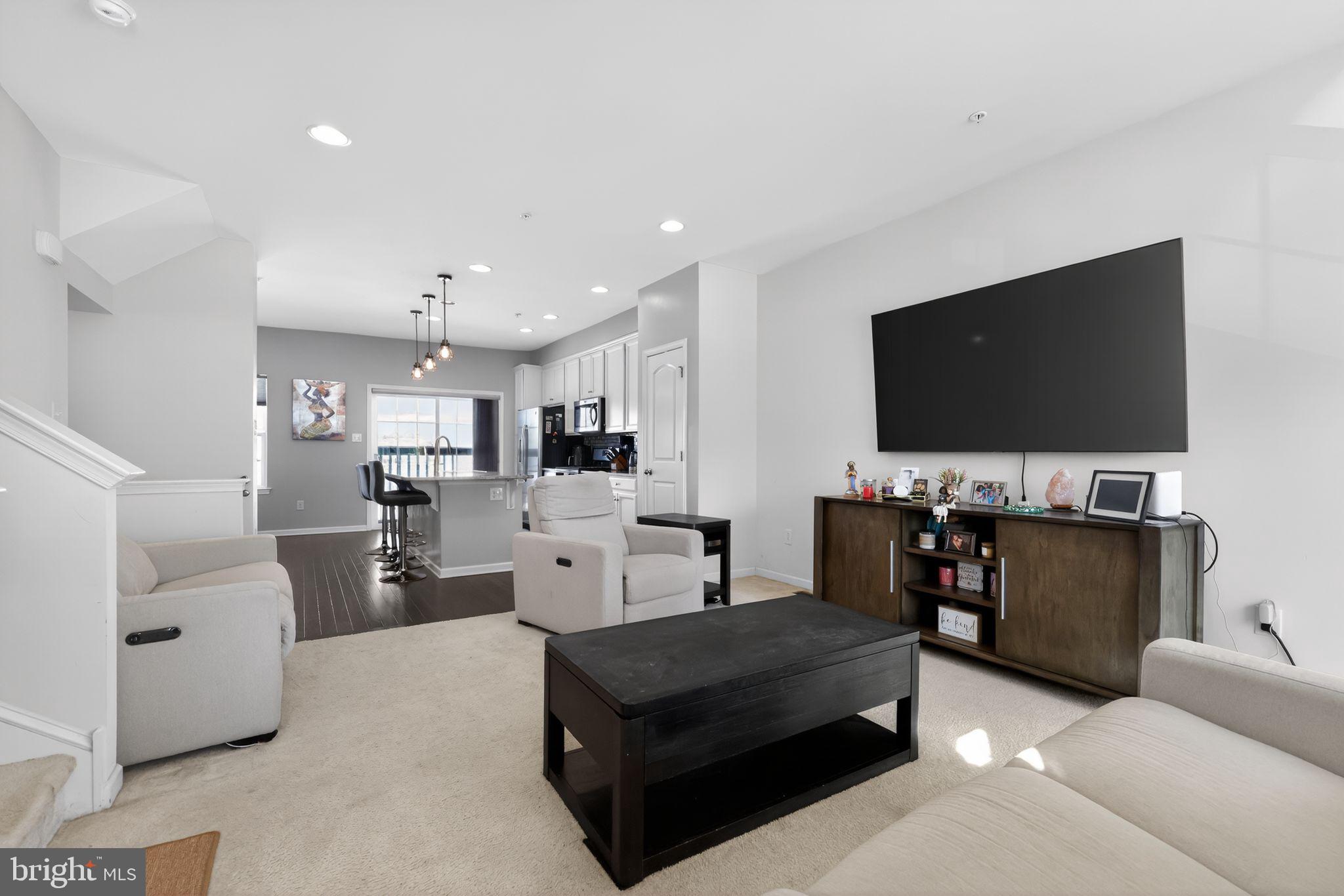 8 Iron Gate Road Sicklerville, NJ 08081 - Photo 6 of 30