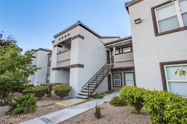 $1,325 | 7255 West Sunset Road, Unit 1115, Las Vegas, NV 89113