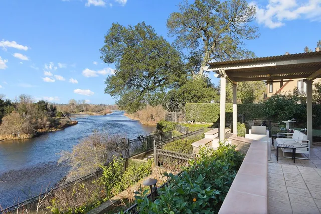 $2,225,000 | 9801 Mira Del Rio Drive, Sacramento, CA 95827