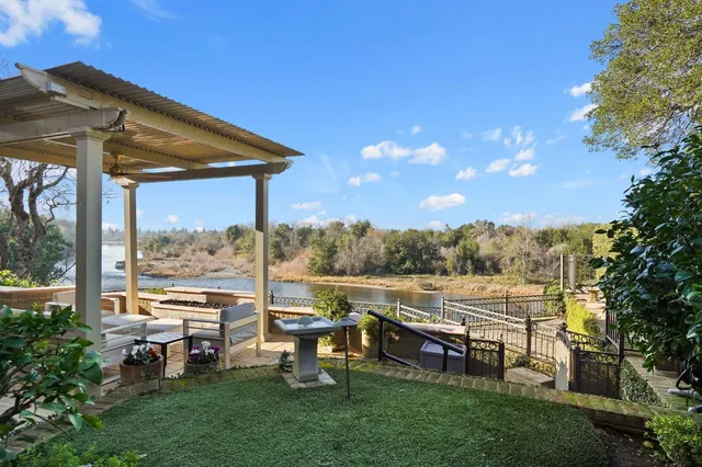 $2,225,000 | 9801 Mira Del Rio Drive, Sacramento, CA 95827