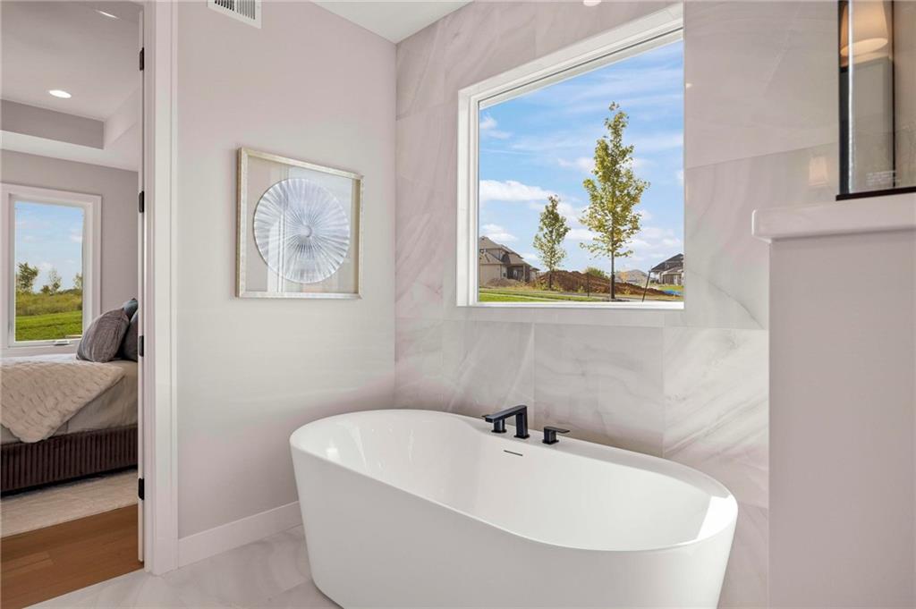 7927 Round Prairie Street Shawnee, KS 66218 - Photo 24 of 54