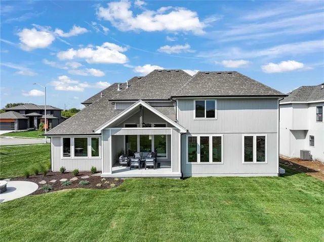$915,750 | 7927 Round Prairie Street, Shawnee, KS 66218