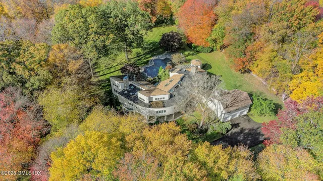 $5,450,000 | 897 Lake Avenue, Greenwich, CT 06831