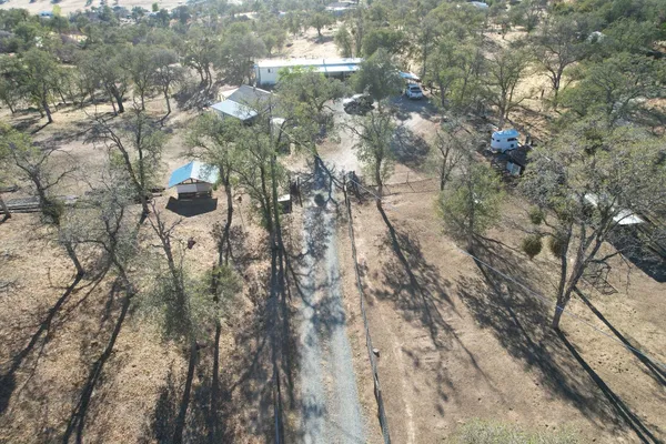 $295,000 | 33379 Buttercup Lane, Squaw Valley, CA 93675