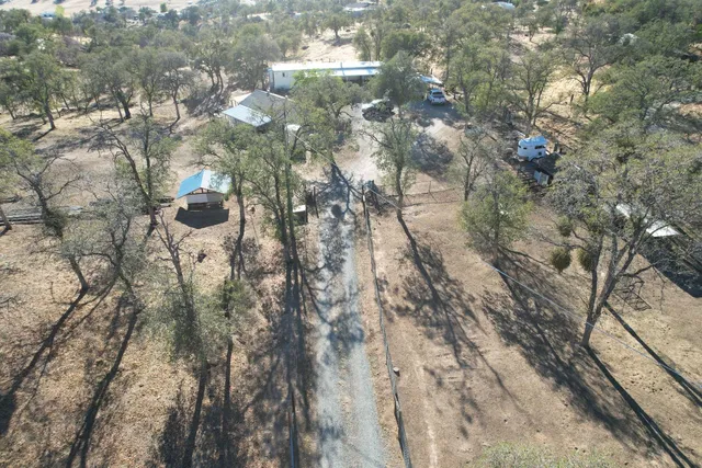 $295,000 | 33379 Buttercup Lane, Squaw Valley, CA 93675