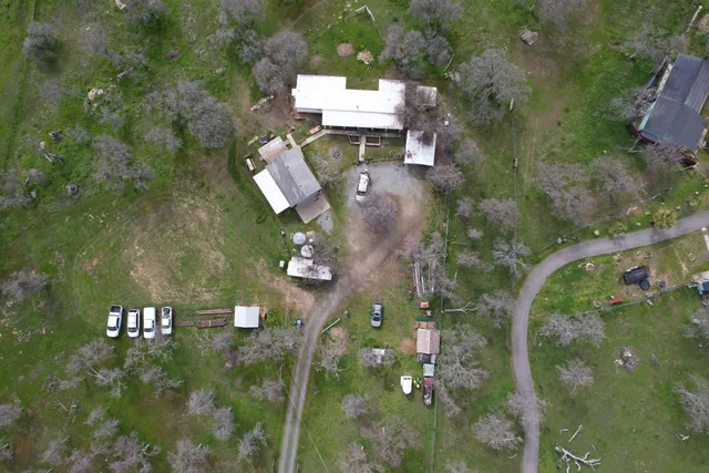 $295,000 | 33379 Buttercup Lane, Squaw Valley, CA 93675