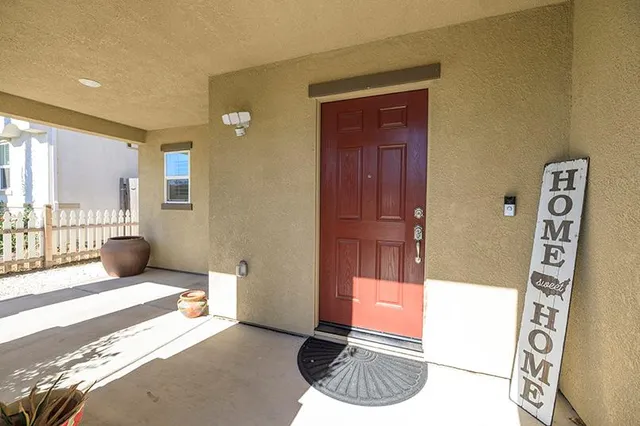 $650,000 | 1435 West Woodward Avenue, Manteca, CA 95337