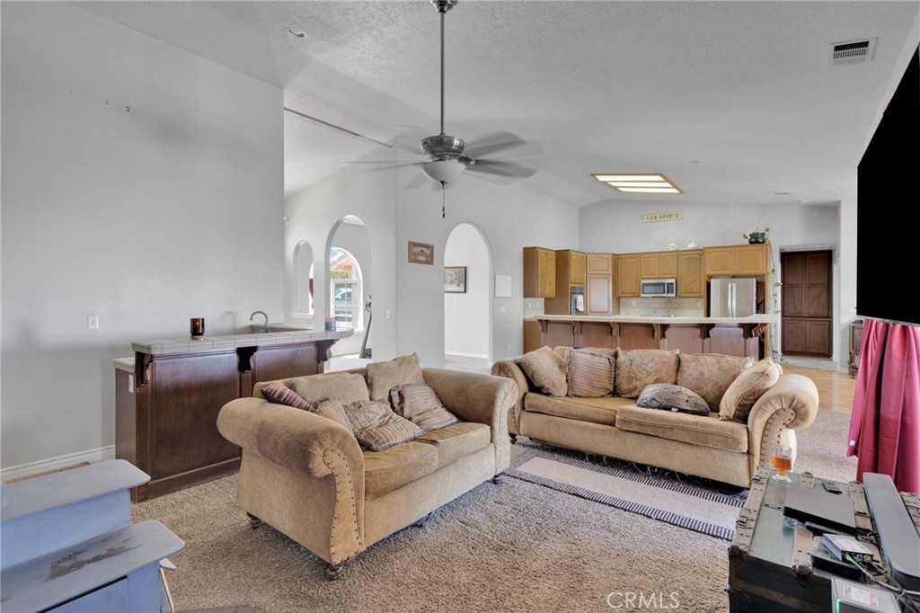 1220 Hollister Road Pinon Hills, CA 92372 - Photo 6 of 49